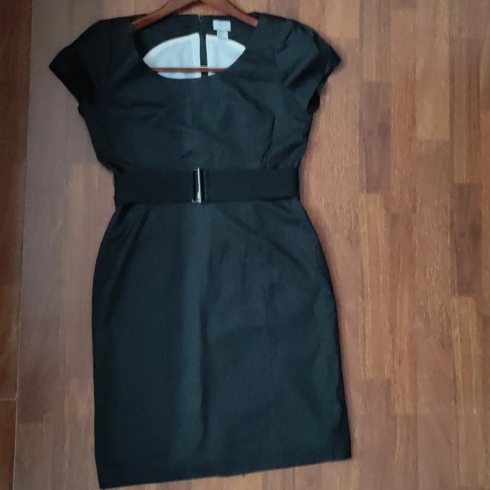 H&M Dress - Picture 1 of 5